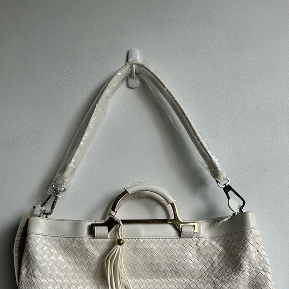 NEW Joy Mangano Drop Bag Tan Braided Faux Leather Oversize Carry On/Handbag. - Picture 4 of 12